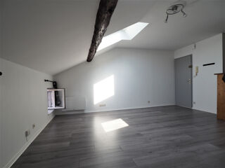  Appartement à louer 2 pièces 35 m²