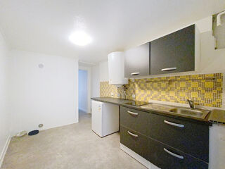  Appartement à louer 1 pièce 25 m²
