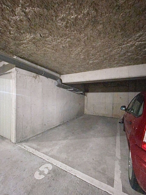  Parking / Garage � louer 12 m�