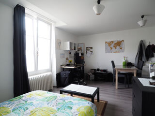  Appartement à louer 1 pièce 24 m²