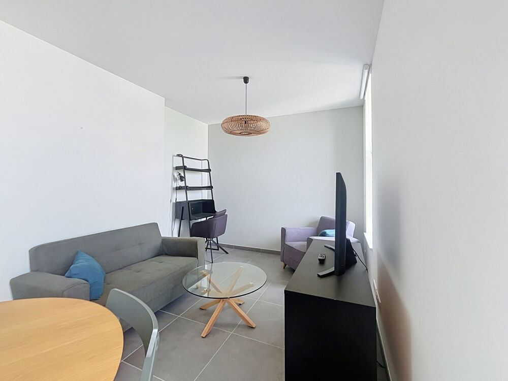 RUE VERLAINE (DISPONIBLE IMMEDIATEMENT)