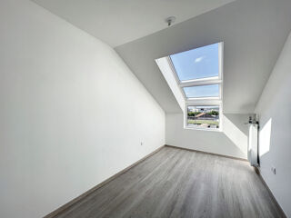  Appartement à louer 4 pièces 78 m²