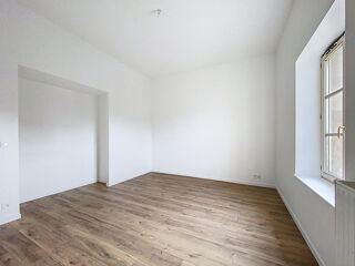  Maison à louer 3 pièces 122 m²