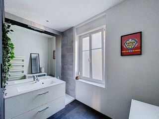  Maison à louer 6 pièces 132 m²