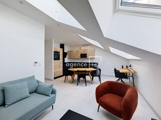  Appartement à louer 2 pièces 42 m²