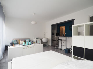  Appartement à louer 1 pièce 35 m²