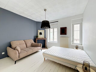  Maison à louer 6 pièces 132 m²