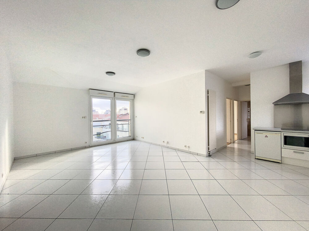 Location Appartement RUE DES DOMINICAINS Nancy