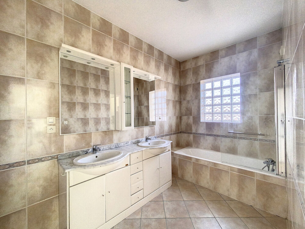 Location Appartement RUE DES DOMINICAINS Nancy