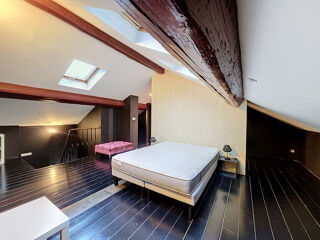  Maison à louer 6 pièces 132 m²