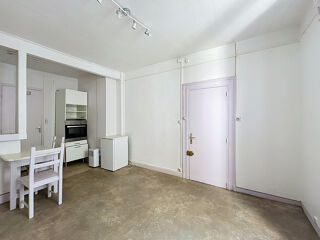  Appartement à louer 1 pièce 22 m²