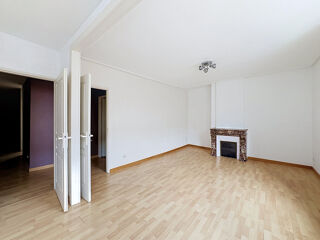  Appartement à louer 3 pièces 50 m²