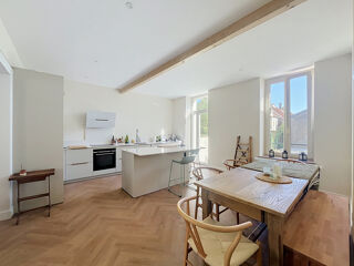  Maison à louer 7 pièces 160 m²