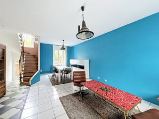  Maison à louer 6 pièces 132 m²