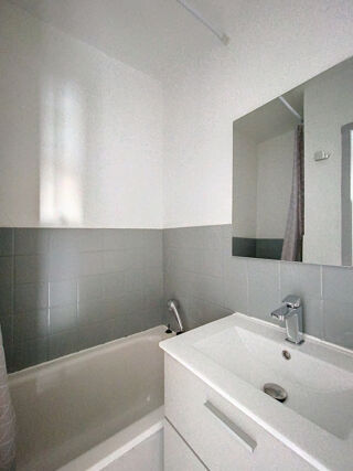  Appartement � louer 1 pi�ce 16 m�