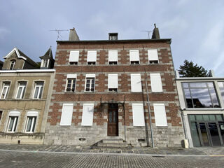  Immeuble  vendre 15 + pices 268 m