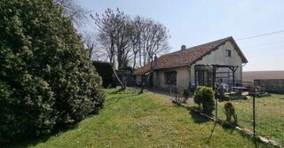  Immeuble  vendre 15 + pices 250 m