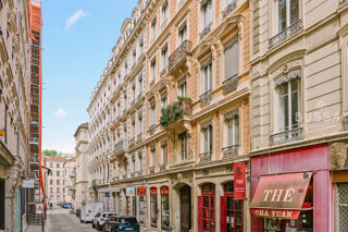  Appartement  vendre 2 pices 57 m Lyon