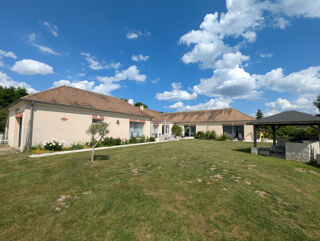  Maison � vendre 7 pi�ces 351 m�