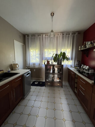  Appartement  vendre 4 pices 75 m