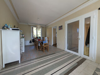  Maison à vendre 10 pièces 225 m²
