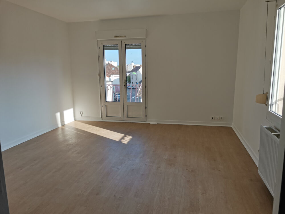F2 A DEUX PAS DE LA GARE DANS RESIDENCE AVEC ASCENSEUR