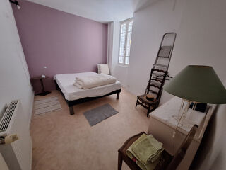  Immeuble à vendre 242 m²