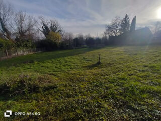  Terrain à vendre 758 m²