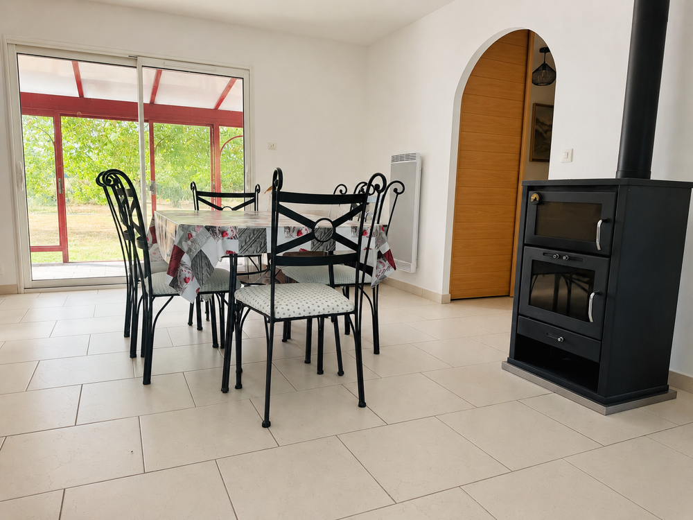 Vente Maison À THIMORY, 4 CHAMBRES, PLAIN PIED, SANS VIS A VIS,TERRAIN 2800m2, 120m2 HABITABLE Thimory