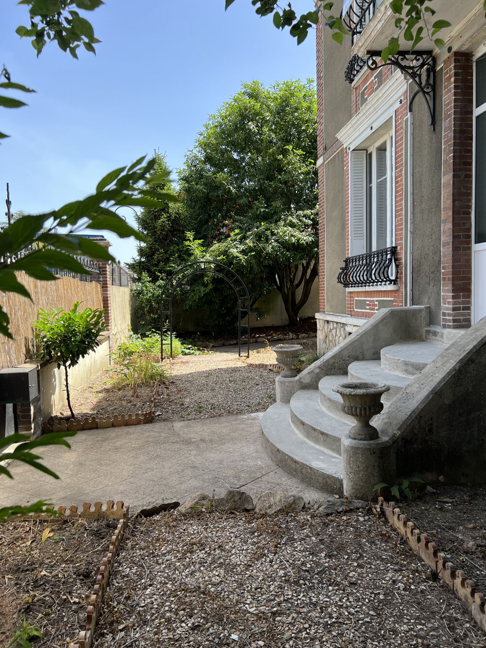 Vente Immeuble Immeuble comprenant 1 maison 5 appartements Sens