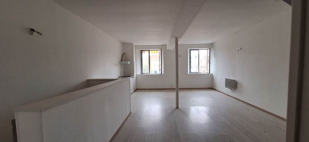 Vente Maison A VILLENEUVE L 'ARCHEVEQUE,EN PLEIN CENTRE,COMMERCES AUX PIEDS, MAISON DE VILLE SUR 160M2,APPARTEMENT REFAIT S Villeneuve l archeveque