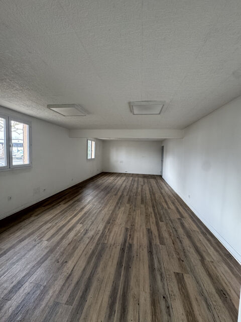 Local Commercial &agrave; Saint-Cl&eacute;ment 1691 89100 St clement