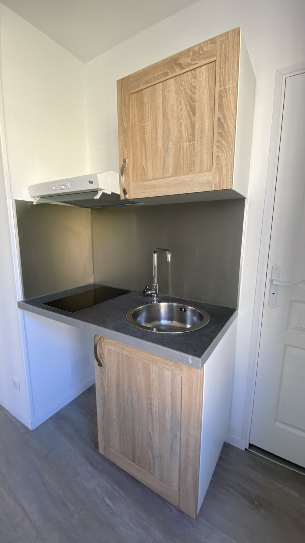 Sens - Studio rénové 22,15m2