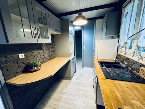   LORRIS, CALME, 3 CHAMBRES, Maison - 5 pi�ce(s) - 84 m�