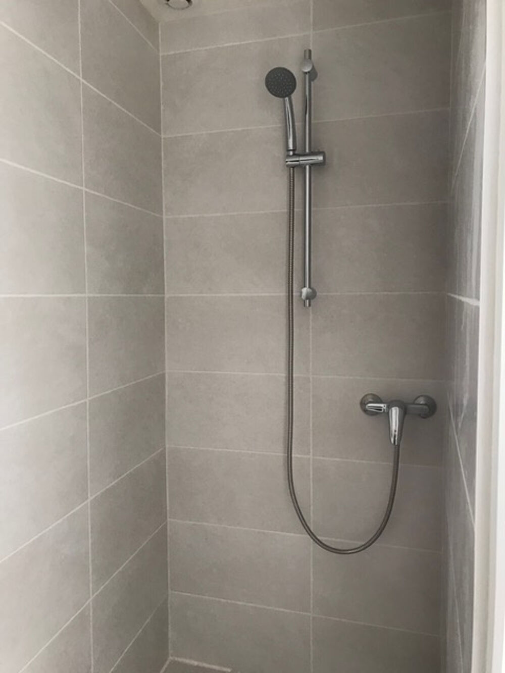 Location Appartement studio en rez-de-chaussée Sens