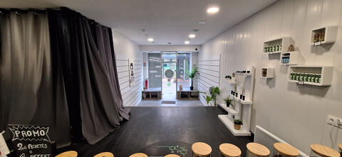 EMPLACEMENT EN PLEIN COEUR DU CENTRE VILLE DE SENS,MUR COMMERCIAUX DE 85.70m2 A 107 000 EURO. 107000 89100 Sens