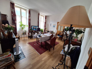  Immeuble � vendre 242 m�