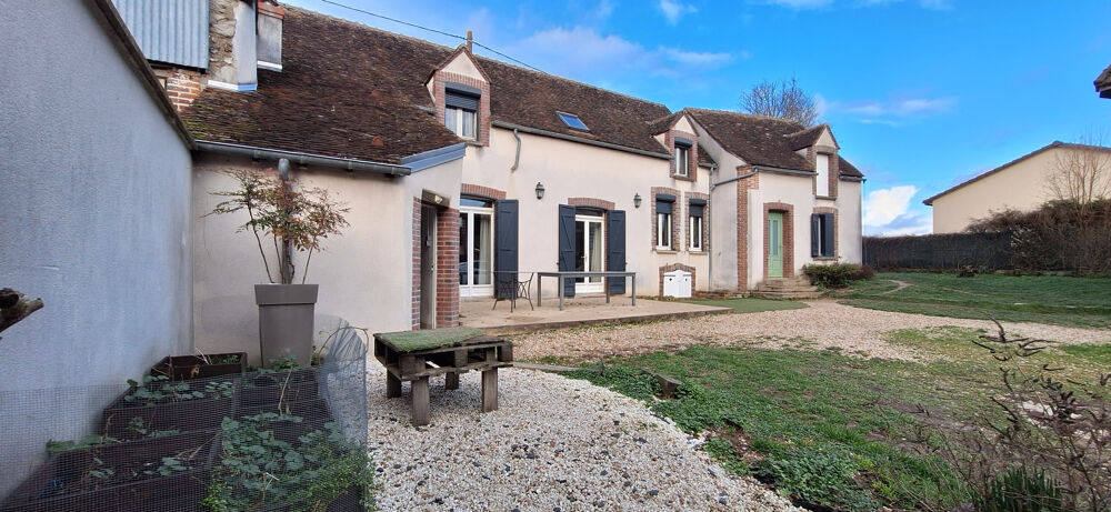MAISON 158 M2 ENVIRON DANS UN VILLAGE DU DISTRICT DE SENS,3 CHAMBRES,DEPENDANCE(GARAGE,CAVE,ATELIER),TERRAIN 5