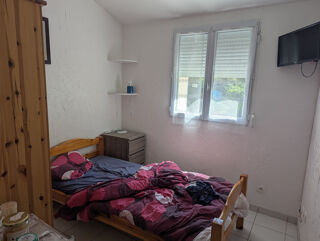  Immeuble � vendre 79 m�