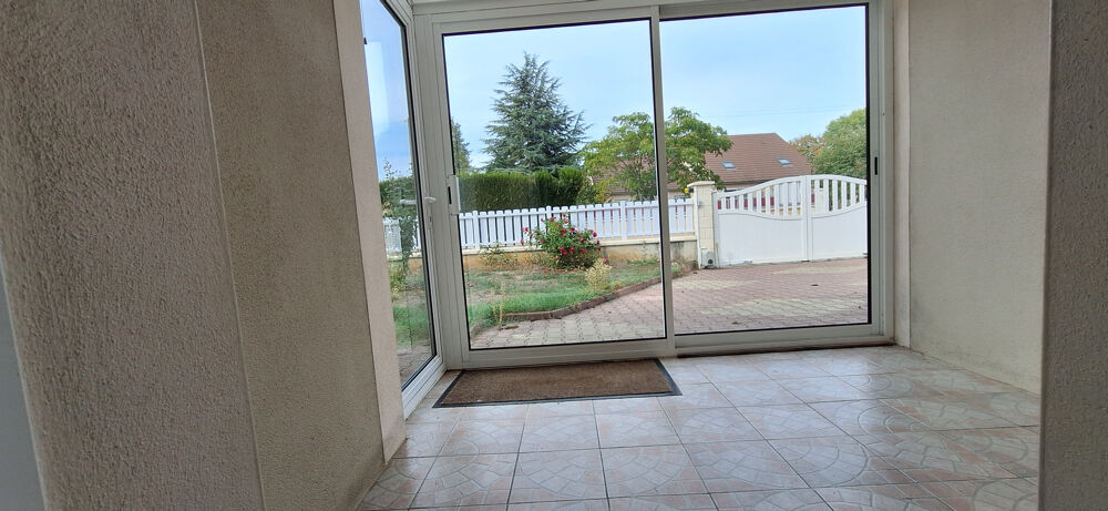 Vente Maison MAISON 160M2, 3 CHAMBRES, 4/5 CHAMBRES POSSIBLE, VERANDA,GARAGE SUR TERRAIN ARBORE 755M2 Arces dilo