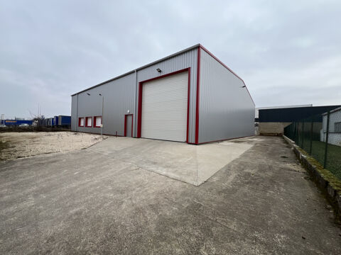 Local commercial dans la zone des Vauguillettes 2500 89100 Sens