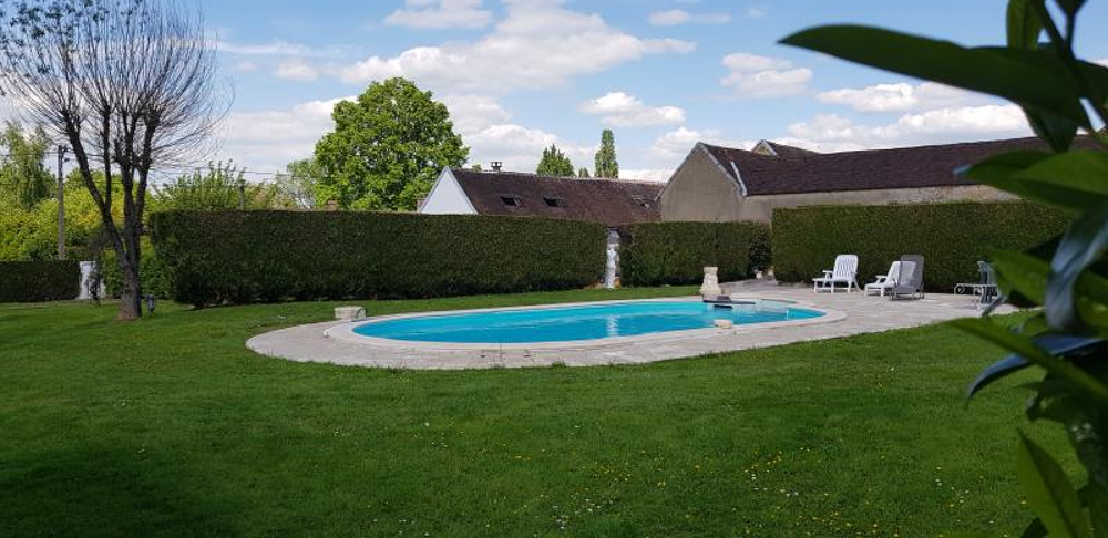 BELLE PROPRIÉTÉ 215 M2 ENVIRON, AU CALME A LA CAMPAGNE ENTRE SENS ET SAINT FLORENTIN, JARDIN ET PISCINE