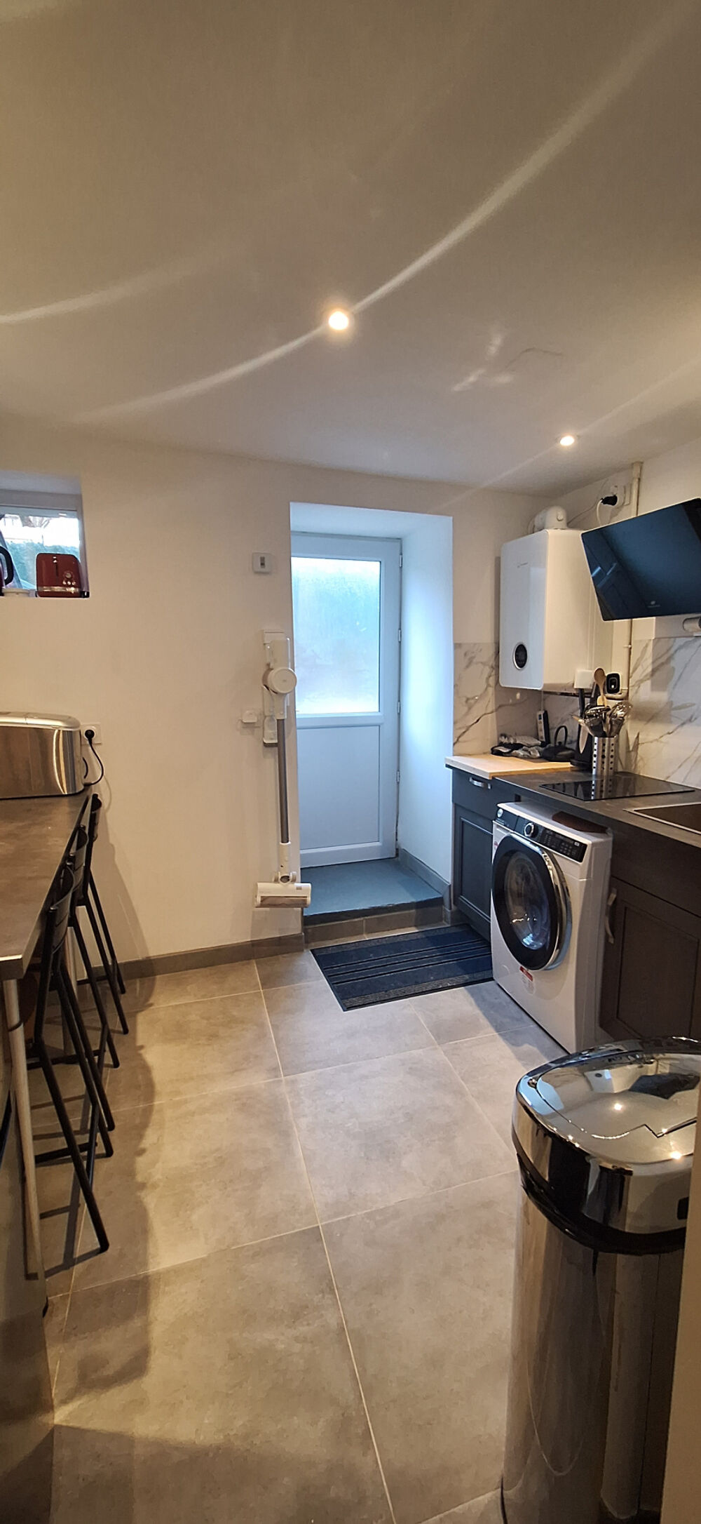Vente Maison A 5 MN DE LA GARE DE SENS,MAISON DE VILLE AVEC SA TERRASSE PRIVATIVE ET LOCAL COMMERCIAL,IDEAL 1ER ACHAT. St martin du tertre