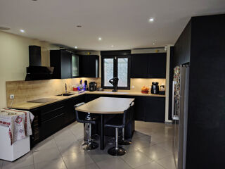  Maison � vendre 7 pi�ces 150 m�