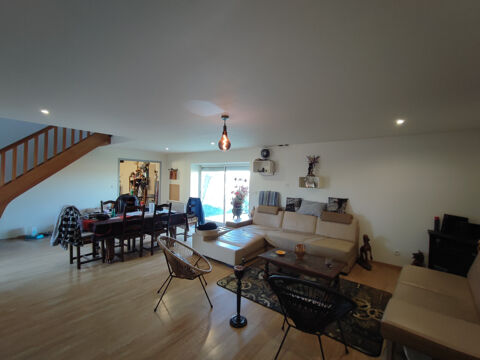   Maison familiale proche gare Maison - 4 pi�ce(s) - 190 m�