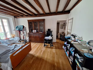  Immeuble à vendre 242 m²