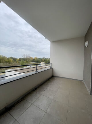  Appartement à louer 2 pièces 49 m²