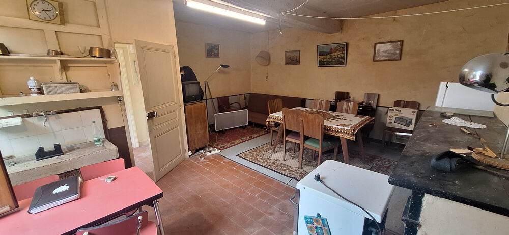 Vente Maison MAISON DE CAMPAGNE 60M2 ENVIRON,2 GRANGES 50M2 CHACUNES,ATELIERS,CAVE, SUR SON TERRAIN 770M2. Les bordes