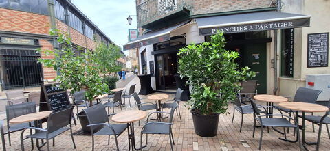 EN PLEIN COEUR DU CENTRE VILLE DE SENS, EMPLACEMENT DE 1 ER CHOIX, BAR A VENDRE 129 600 � 129600 89100 Sens