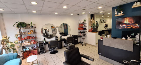   A SENS « Opportunité Rare : Salon de Coiffure 80 m2   Emplacement Premium » 